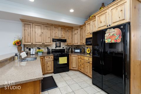 Tiny photo for 6486 E HIGHWAY 39 #32, Huntsville, UT 84317 (MLS # 2123571)