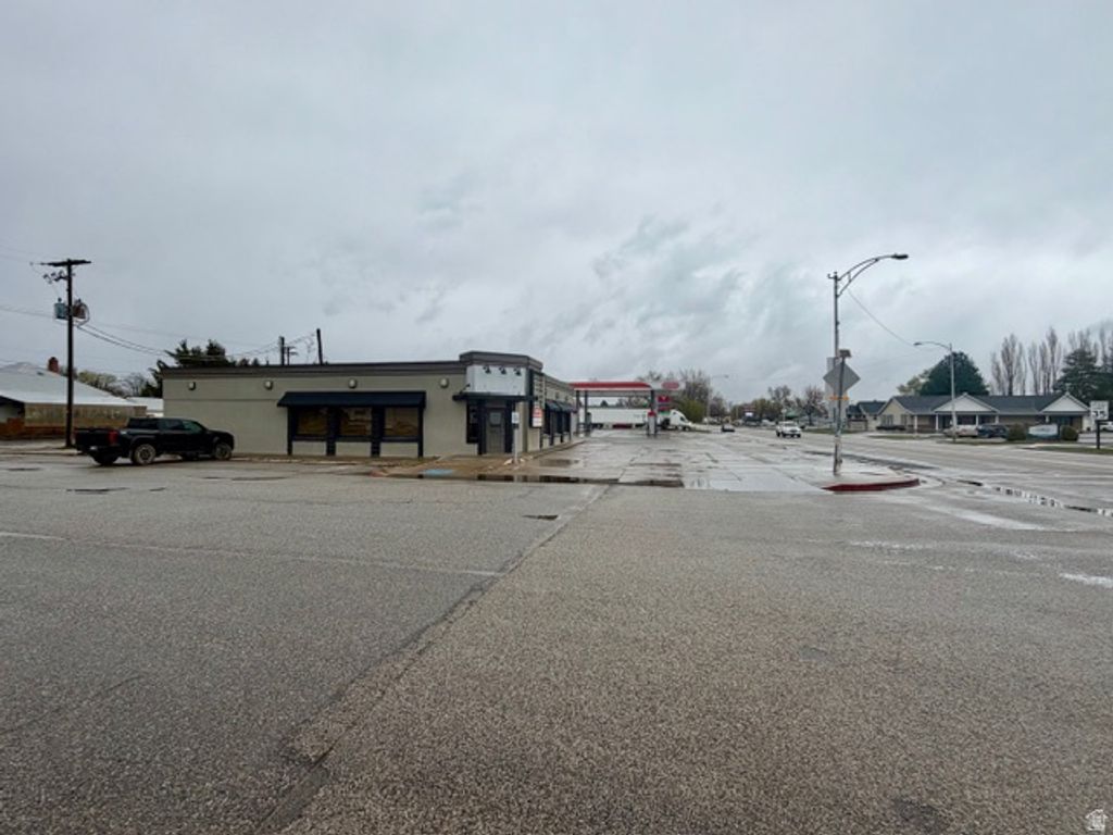 Photo of 101 N STATE ST, Preston, ID 83263 (MLS # 2147787)