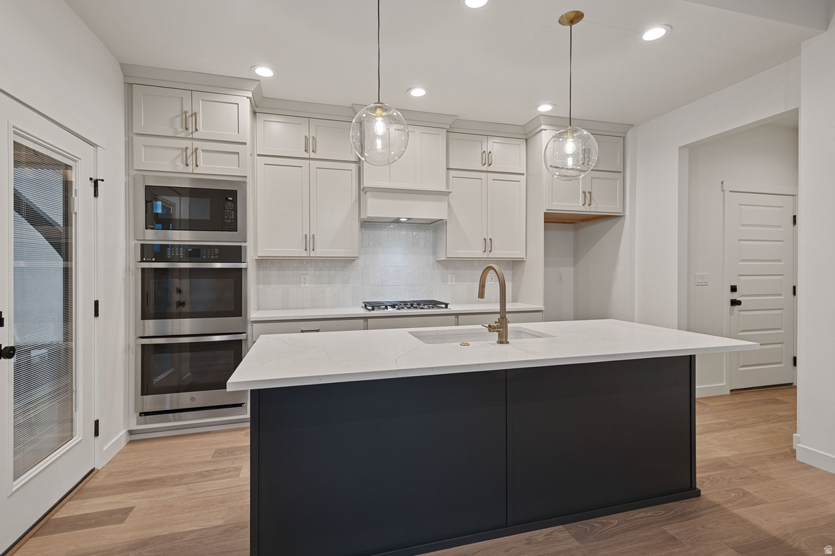 DAYBREAK - Residential