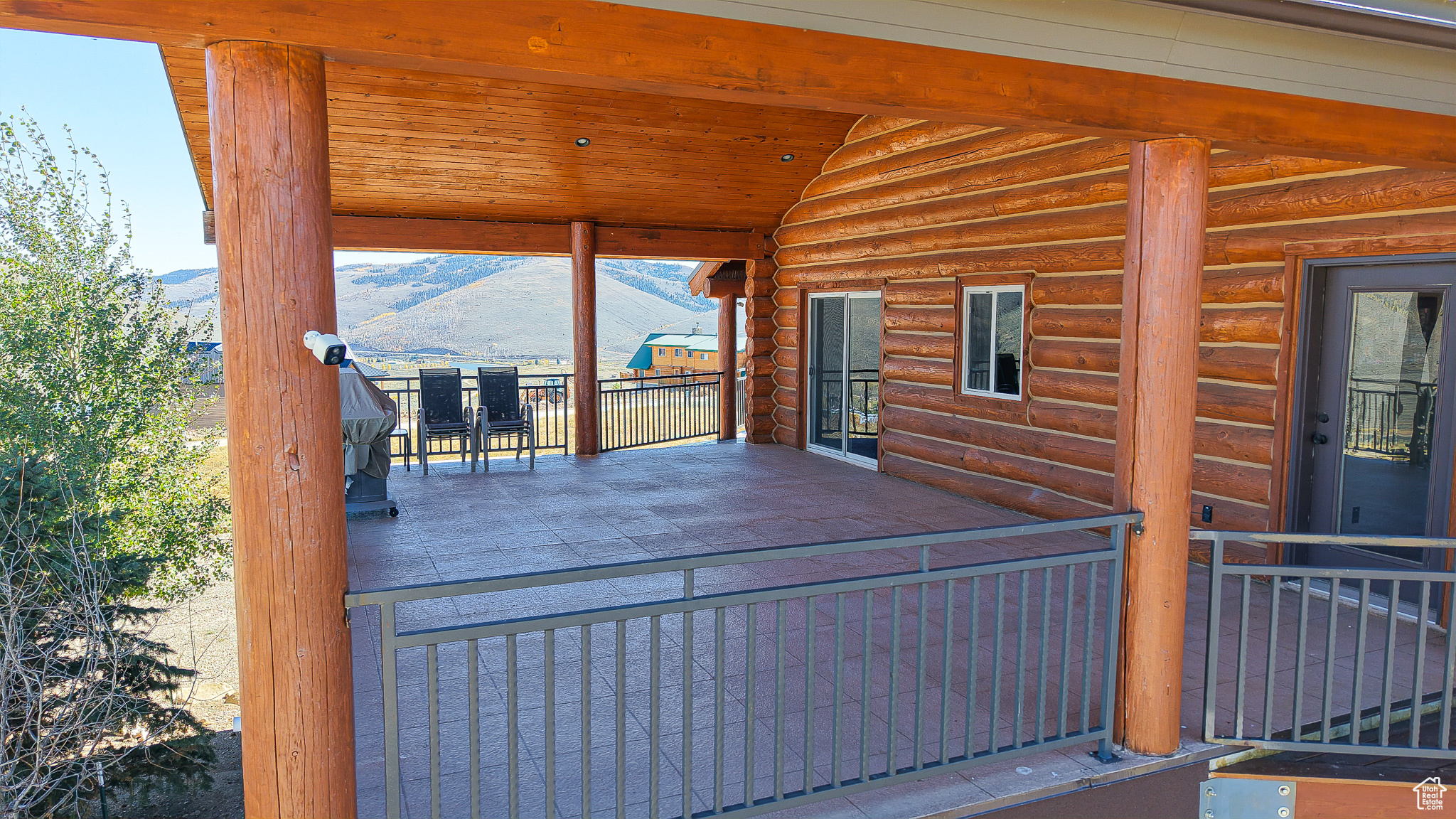 ASPEN COVE - Residential