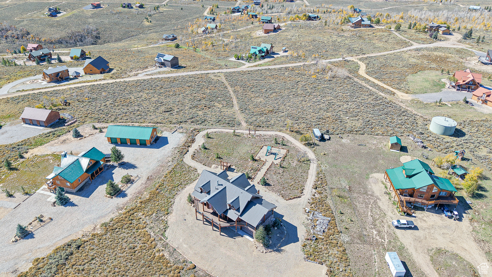 ASPEN COVE - Residential