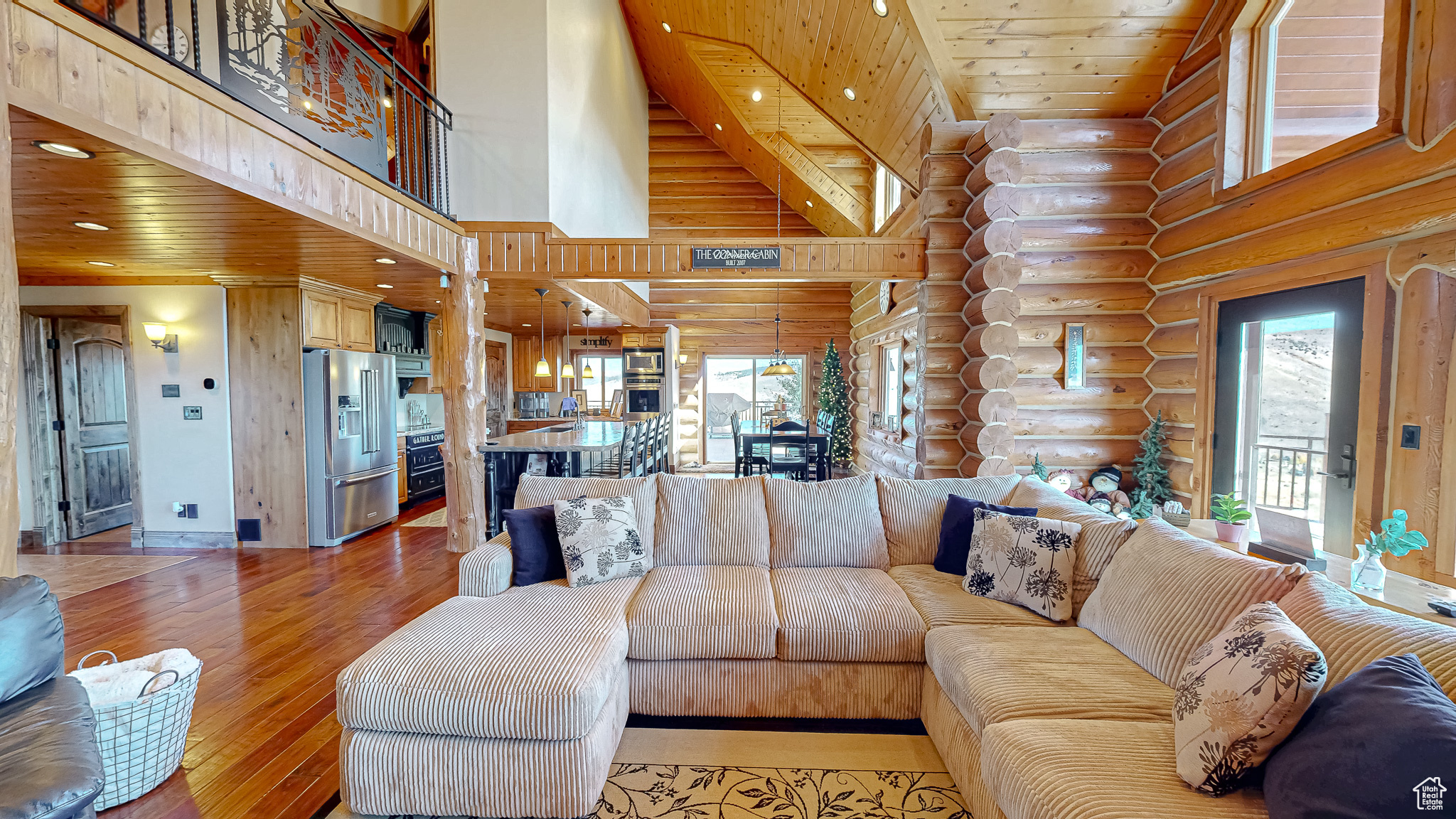 ASPEN COVE - Residential