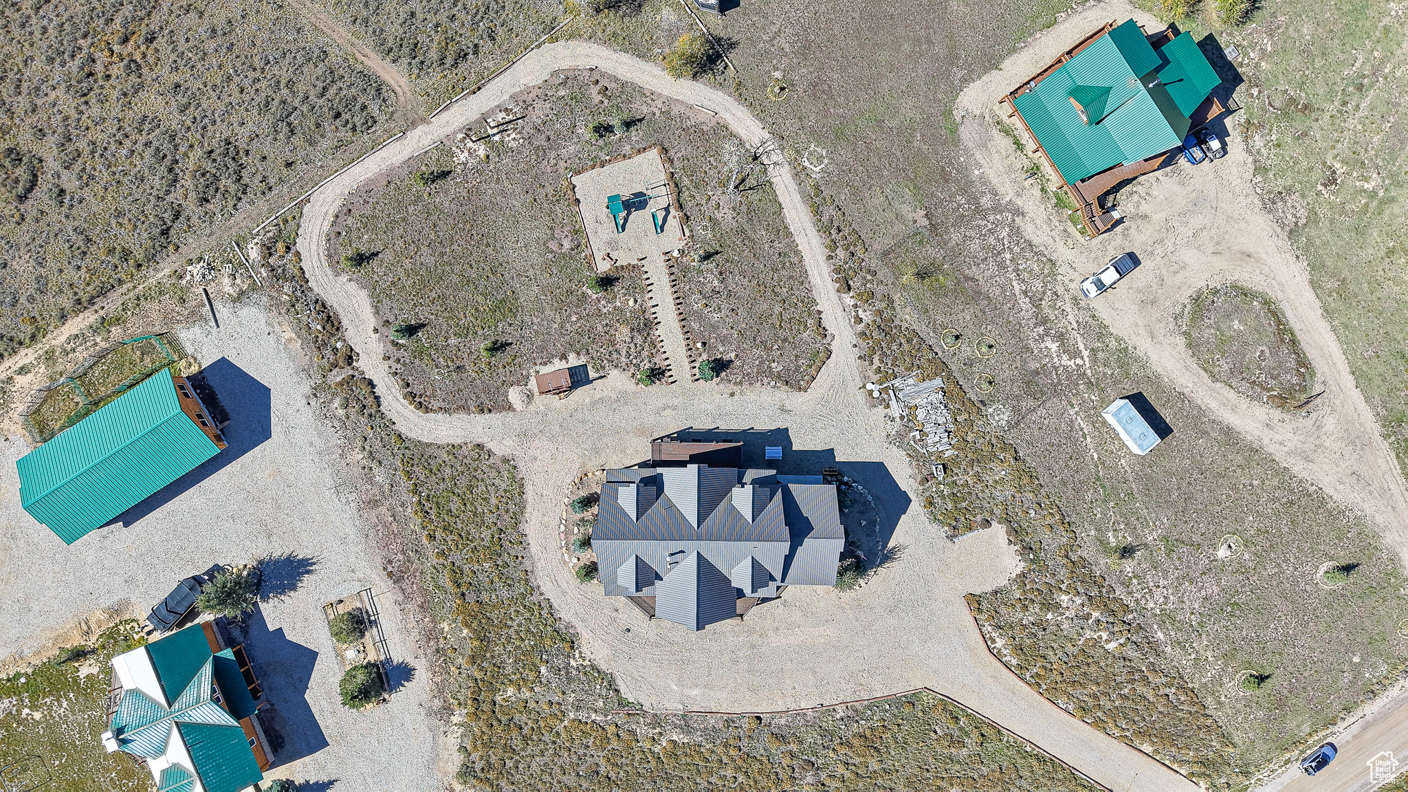 ASPEN COVE - Residential