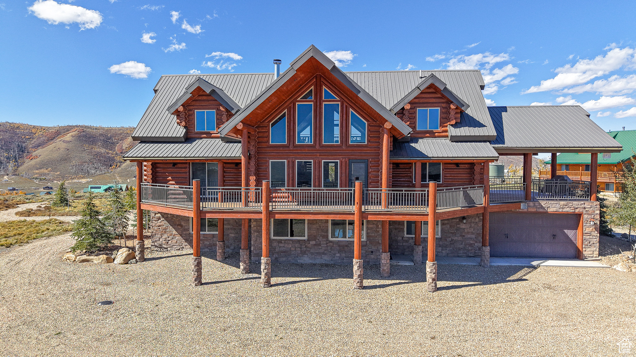 ASPEN COVE - Residential