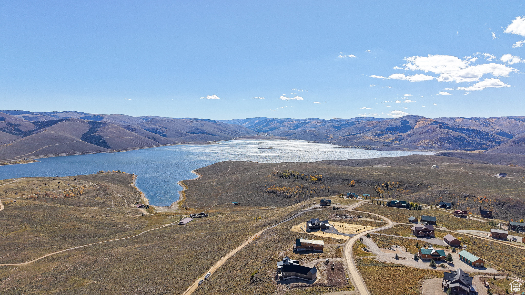 ASPEN COVE - Residential