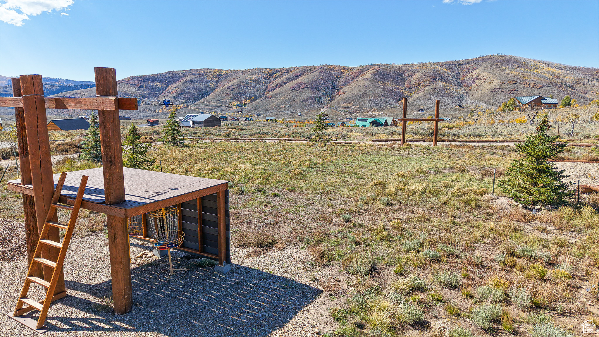 ASPEN COVE - Residential