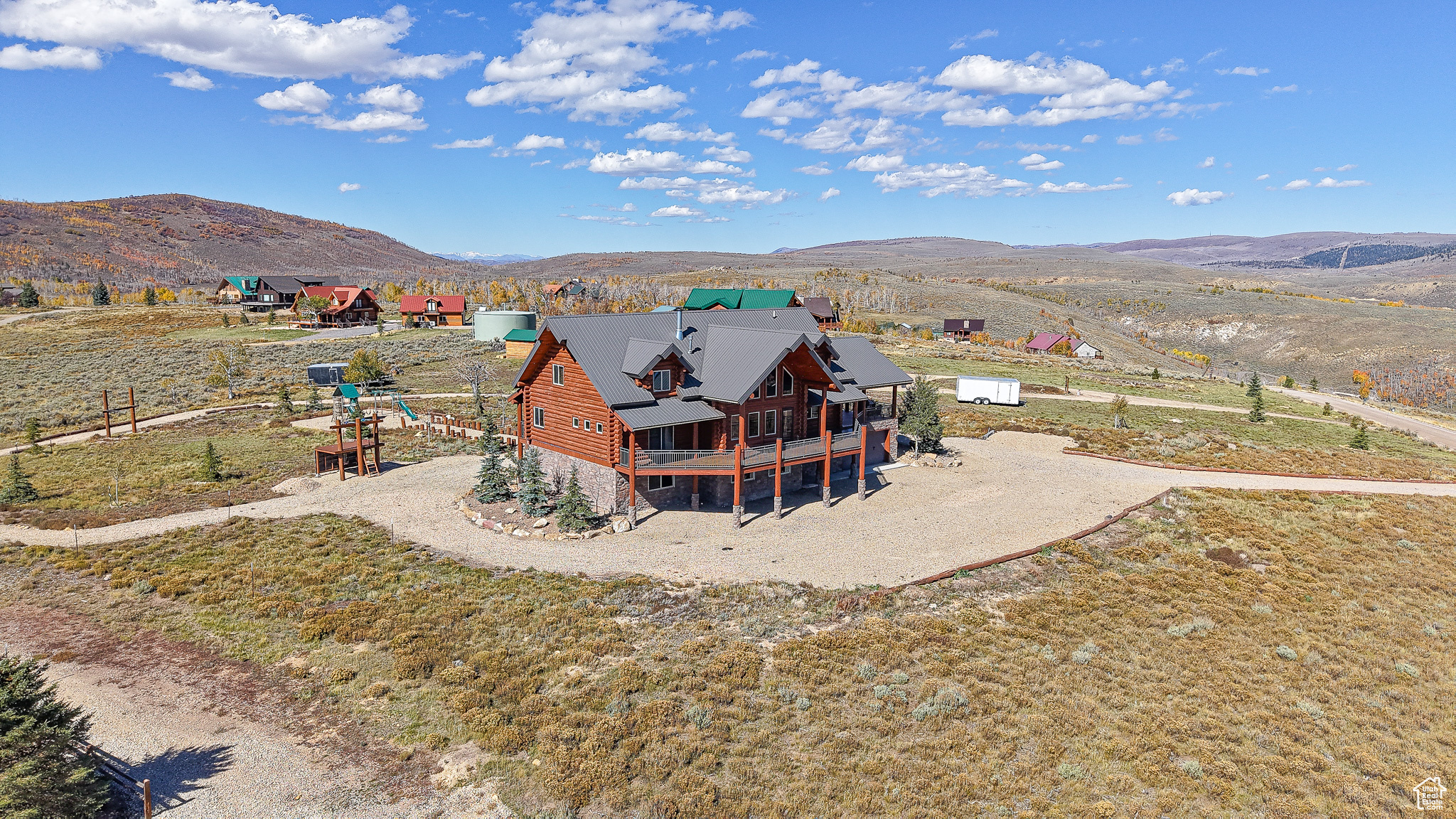 ASPEN COVE - Residential