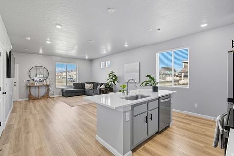Tiny photo for 71 N VERANDA CT, Saratoga Springs, UT 84045 (MLS # 2153499)