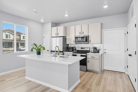 Tiny photo for 71 N VERANDA CT, Saratoga Springs, UT 84045 (MLS # 2153499)