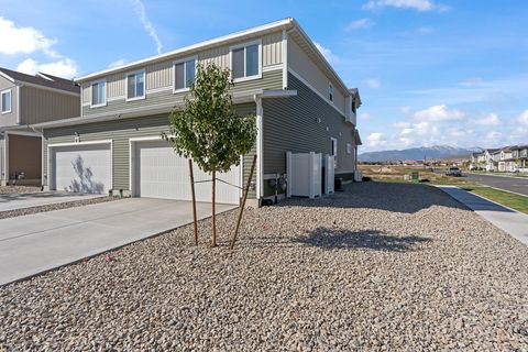 Tiny photo for 71 N VERANDA CT, Saratoga Springs, UT 84045 (MLS # 2153499)