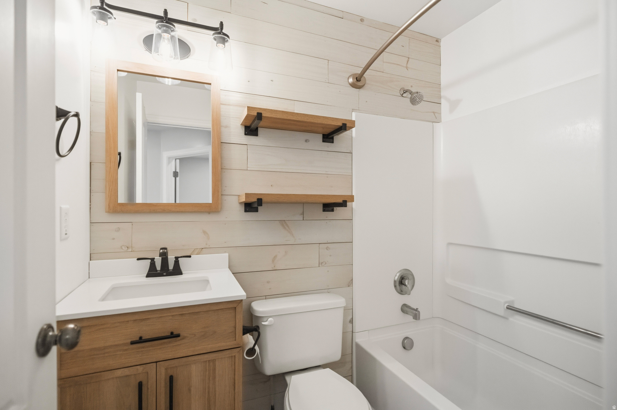 LOCH LOMOND PHASE 1 - Residential