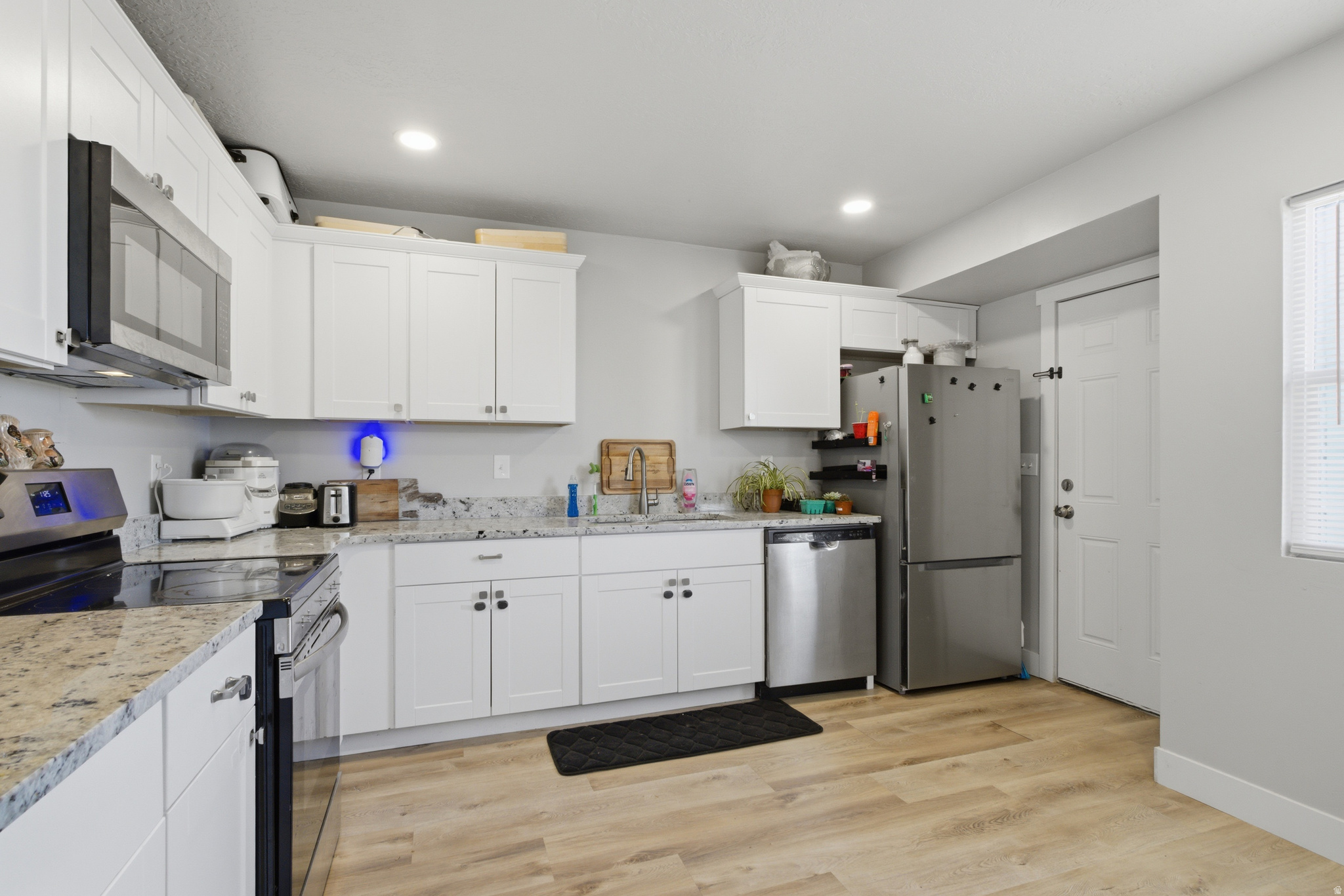 HOFFMAN HEIGHTS - Residential