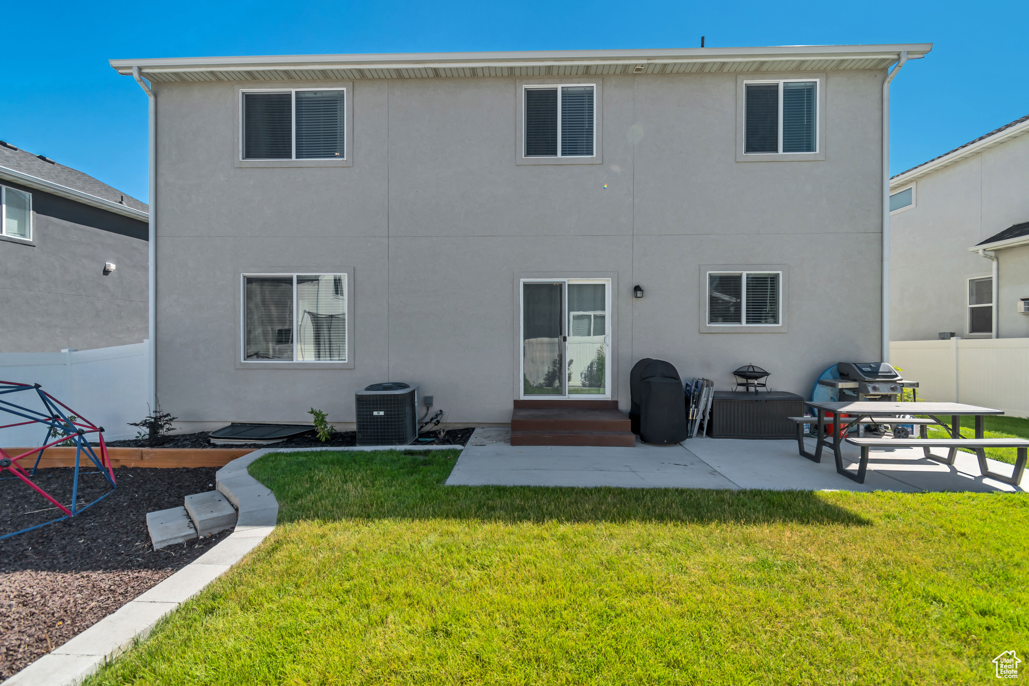 Eagle Mountain, Utah 84005, United States, 5 Bedrooms Bedrooms, ,4 BathroomsBathrooms,Residential,Active,169231