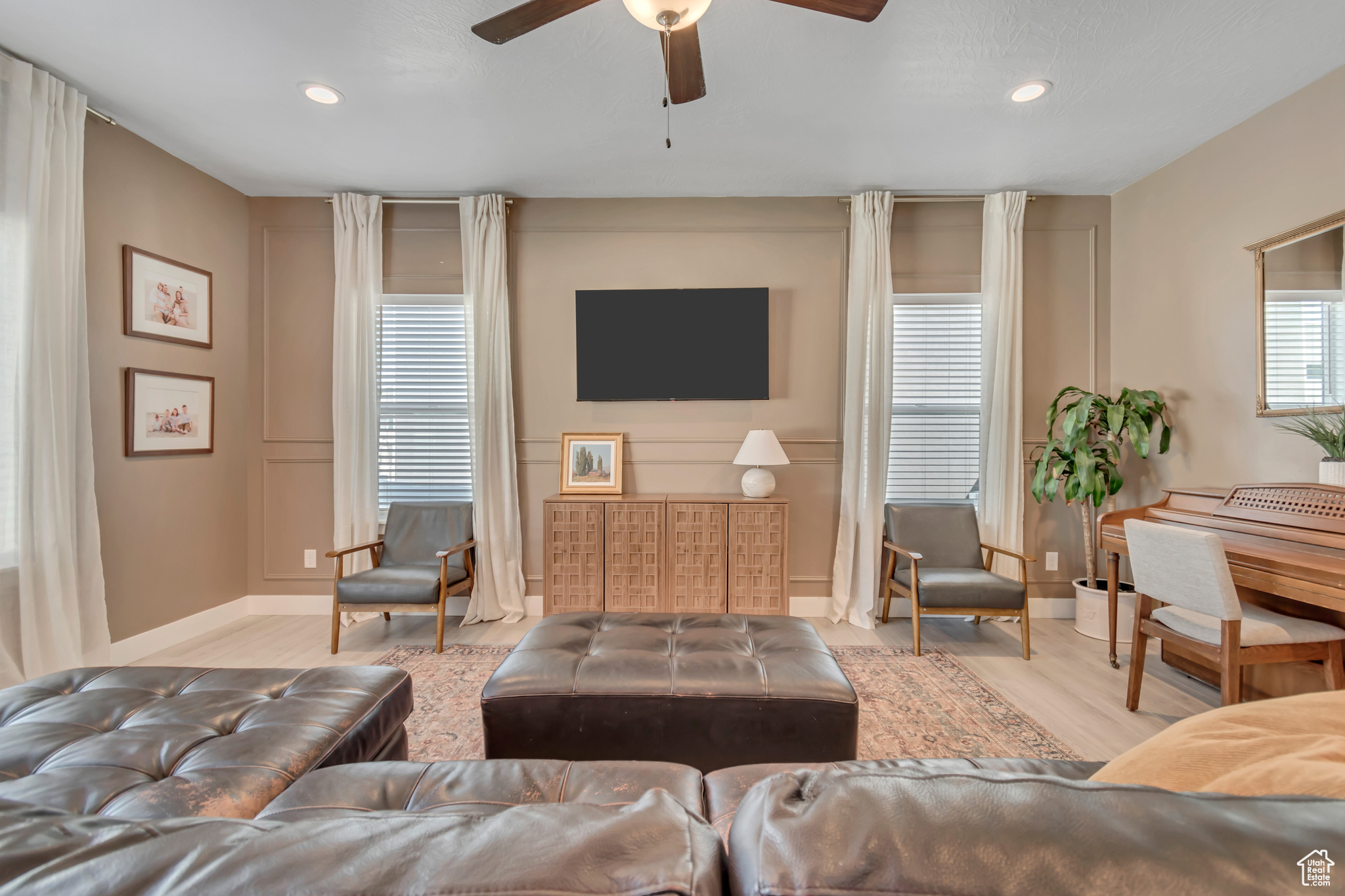 Eagle Mountain, Utah 84005, United States, 5 Bedrooms Bedrooms, ,4 BathroomsBathrooms,Residential,Active,169231