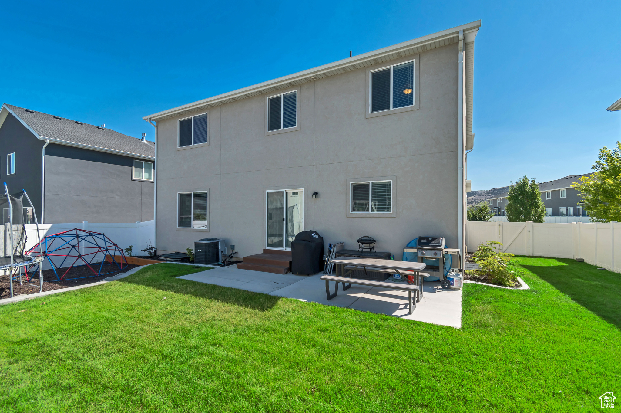 Eagle Mountain, Utah 84005, United States, 5 Bedrooms Bedrooms, ,4 BathroomsBathrooms,Residential,Active,169231