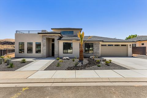 Homes For Sale - 296 E 1100<br/> Hurricane, UT 84737