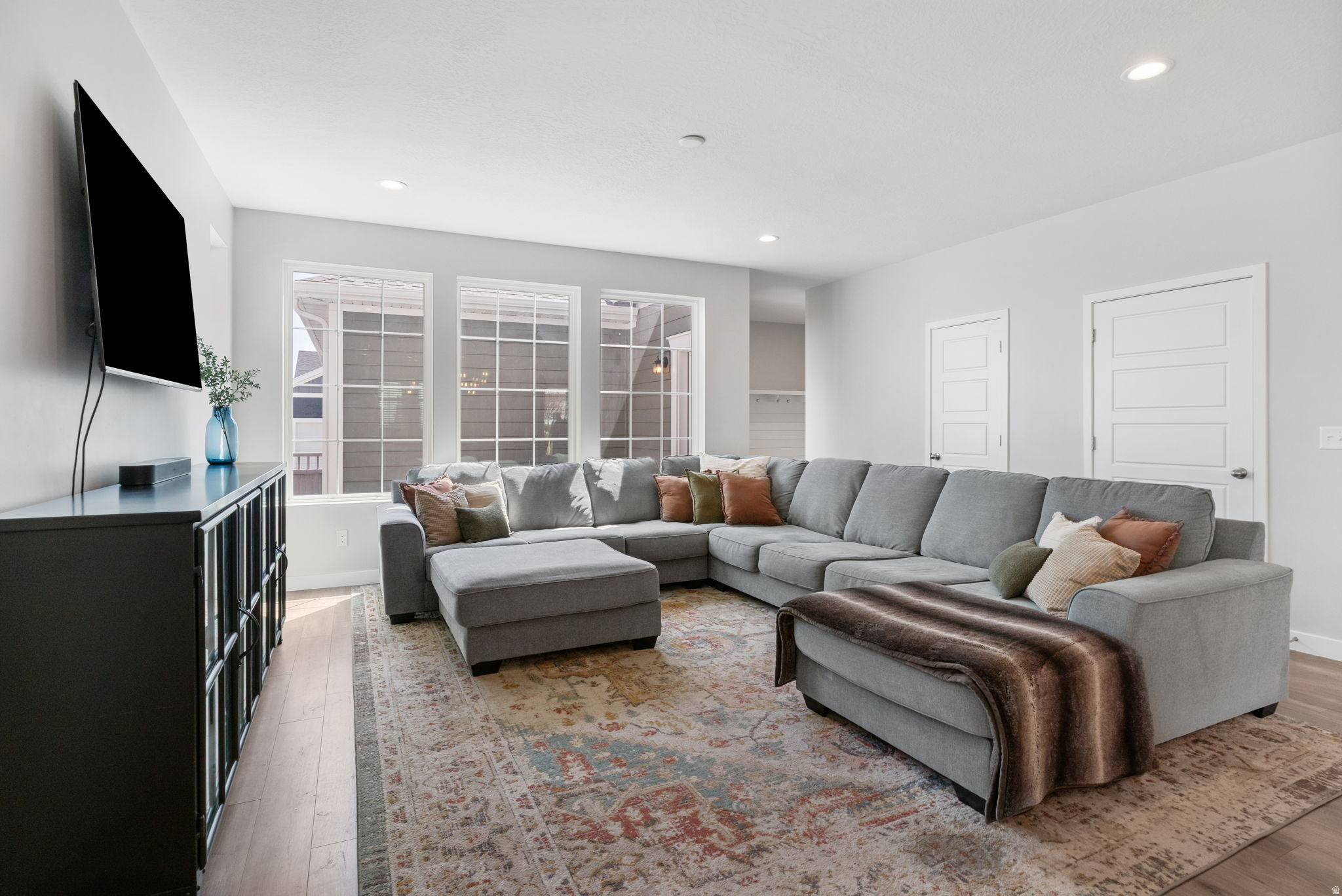 DAYBREAK - Residential Income