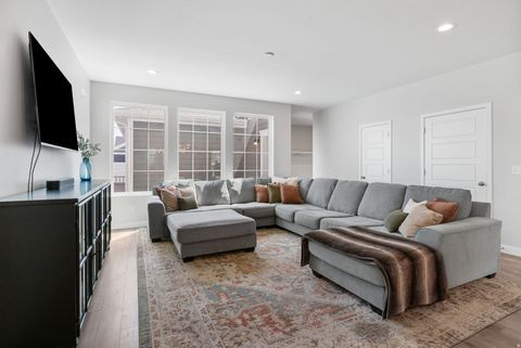 Tiny photo for 10836 S GRESHAM DR #745, South Jordan, UT 84009 (MLS # 2149154)