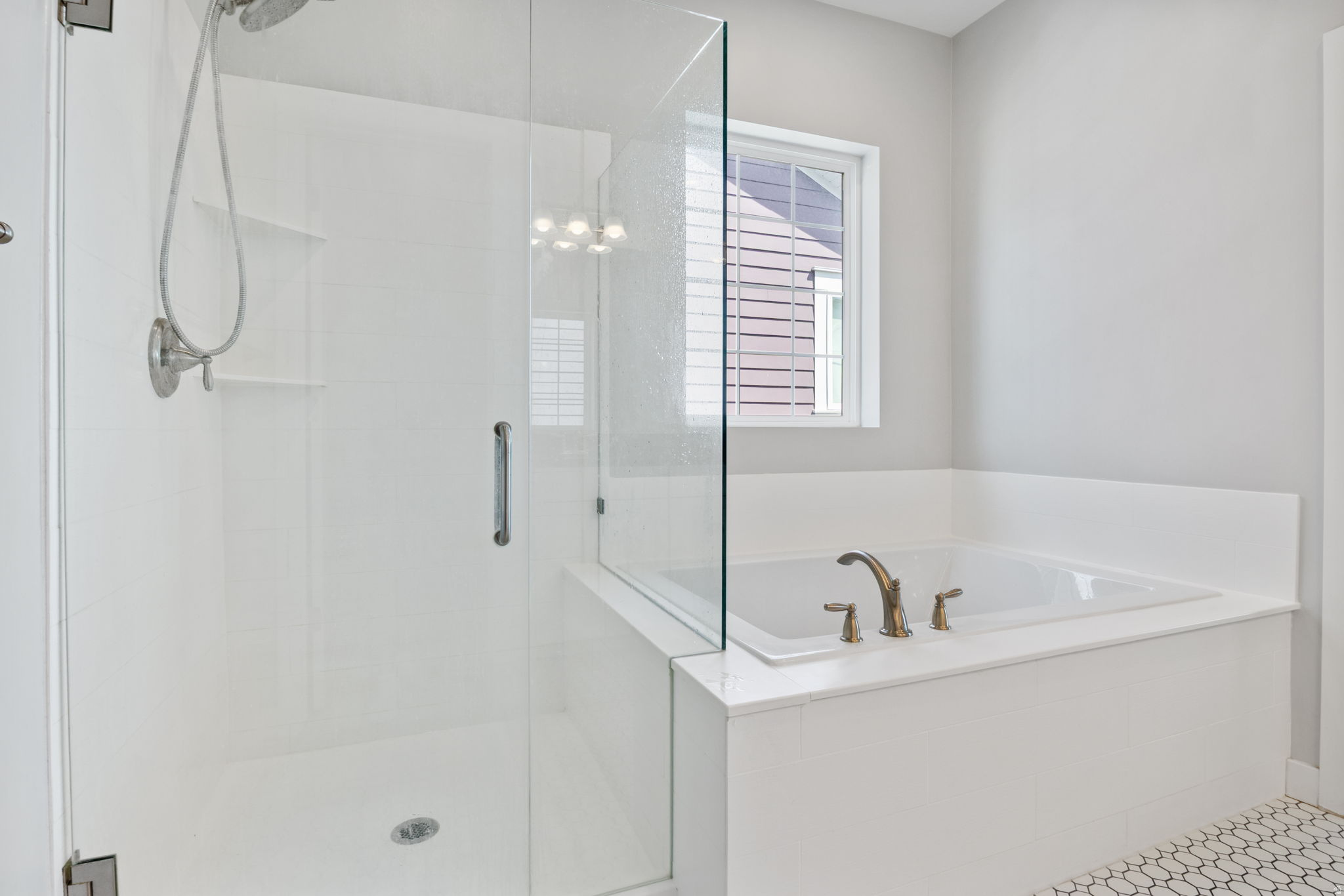 DAYBREAK - Residential Income