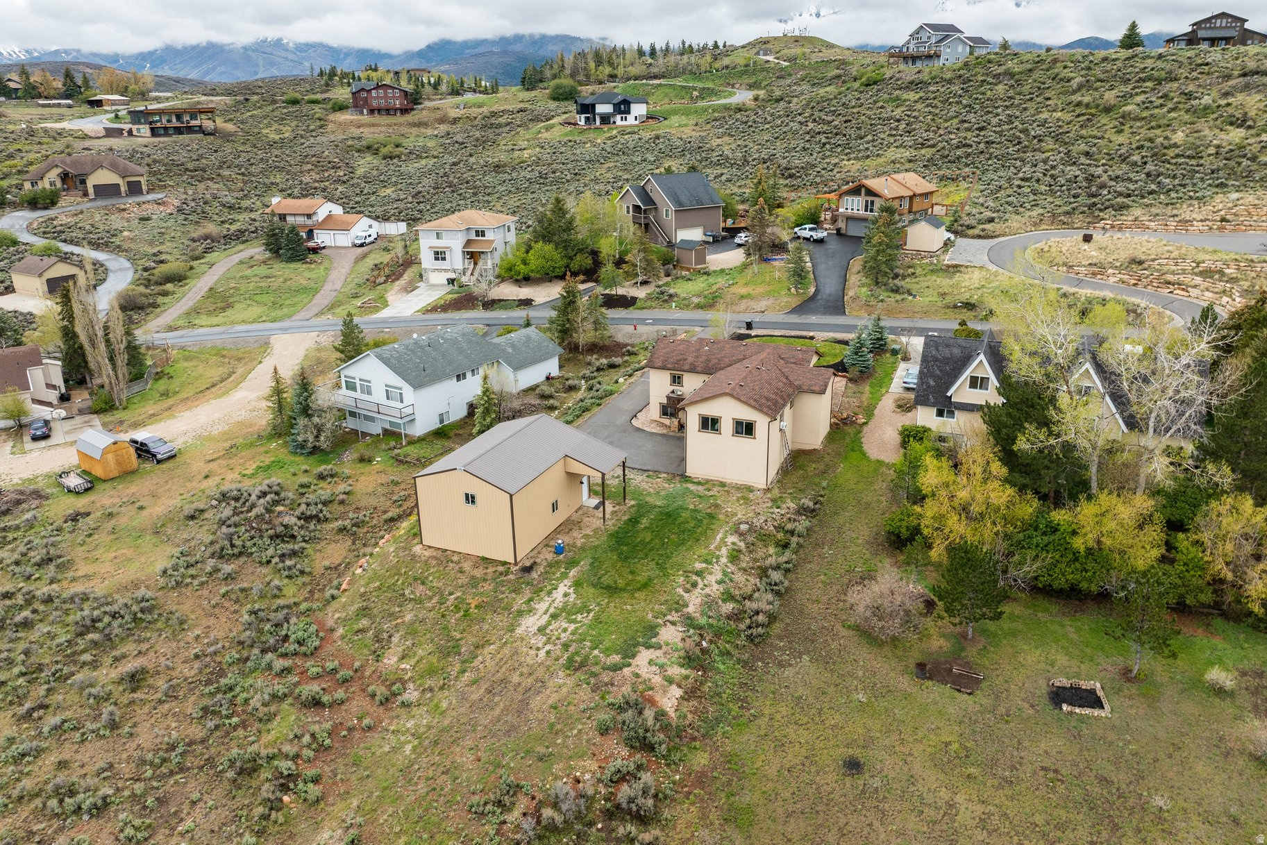 HIGHLAND ESTATES - Residential