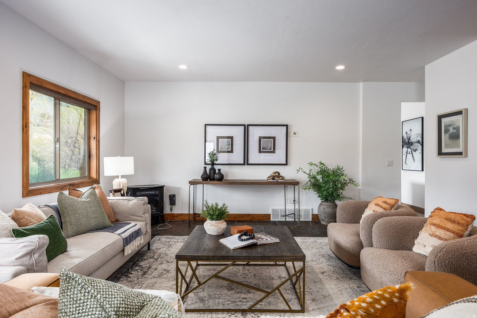HIGHLAND ESTATES - Residential