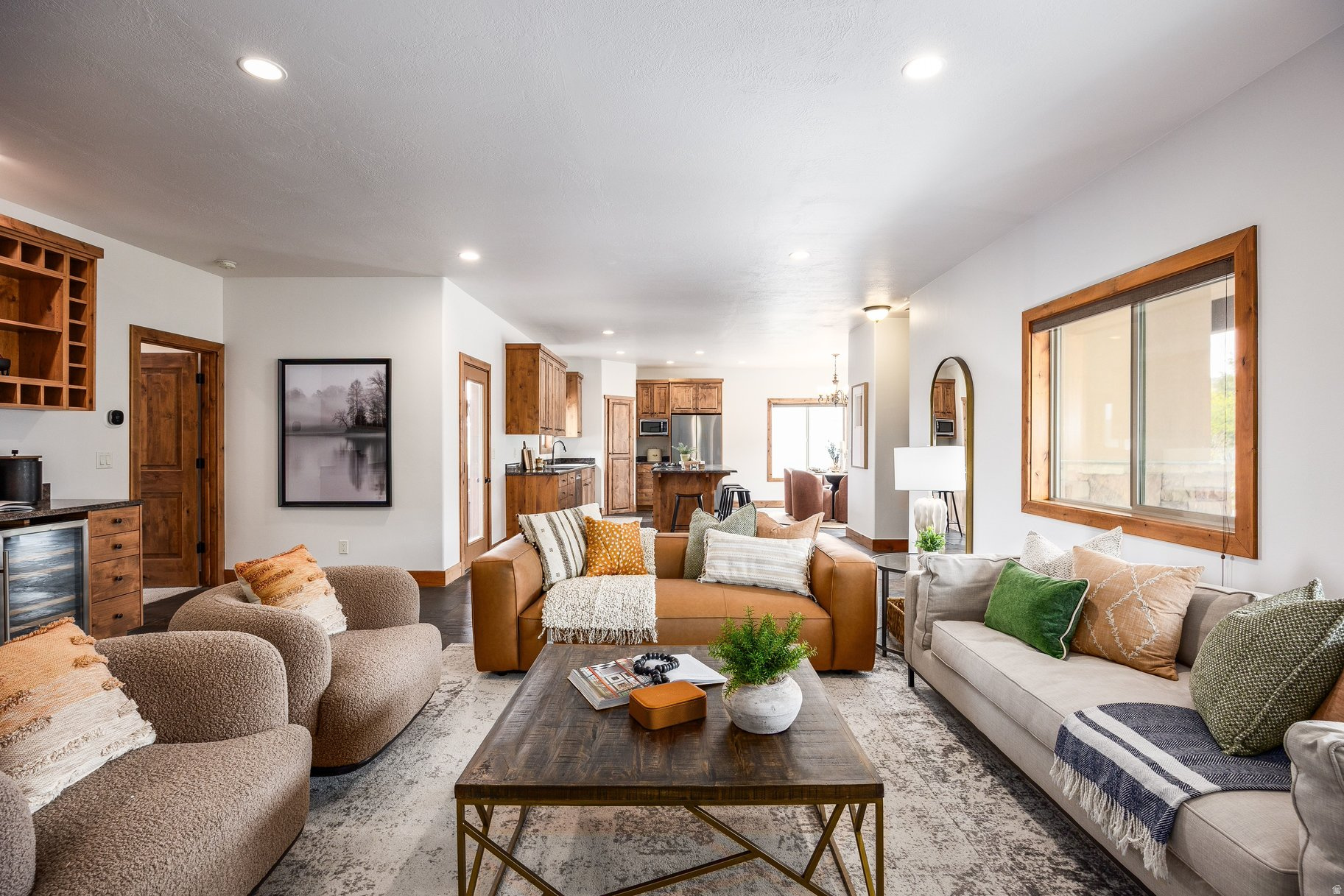 HIGHLAND ESTATES - Residential
