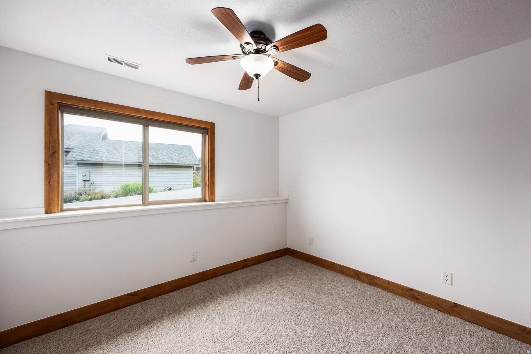 HIGHLAND ESTATES - Residential