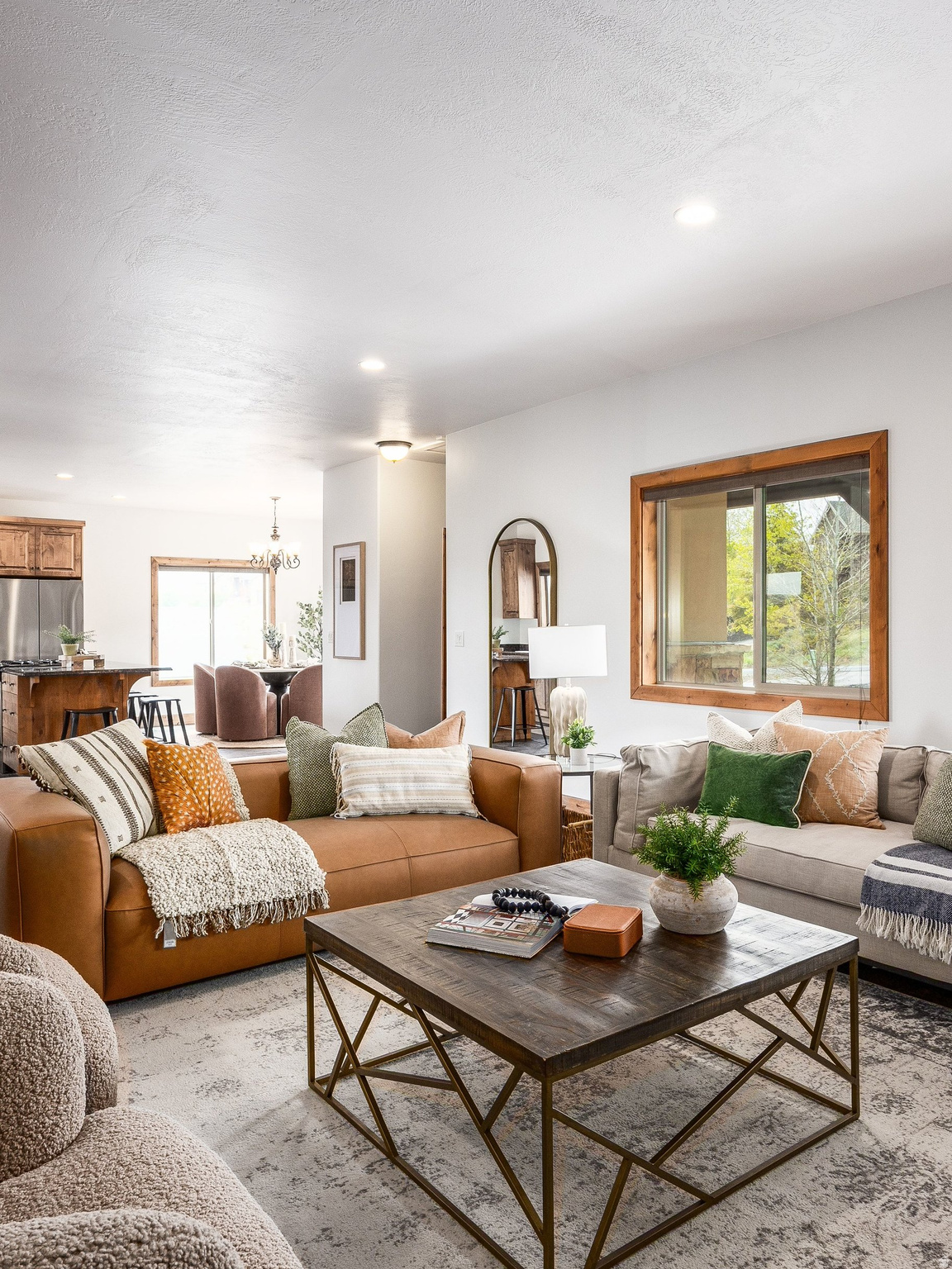 HIGHLAND ESTATES - Residential