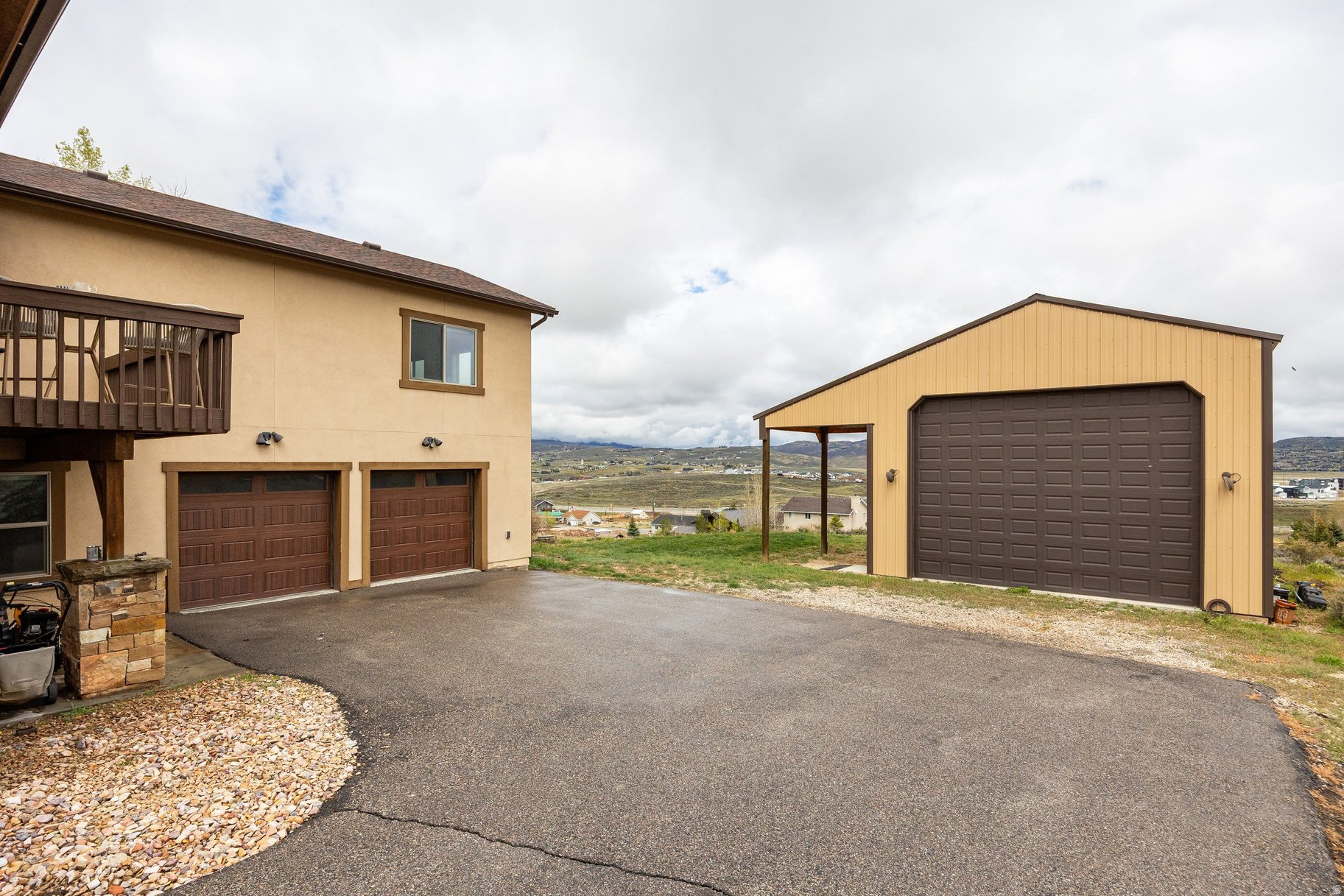 HIGHLAND ESTATES - Residential