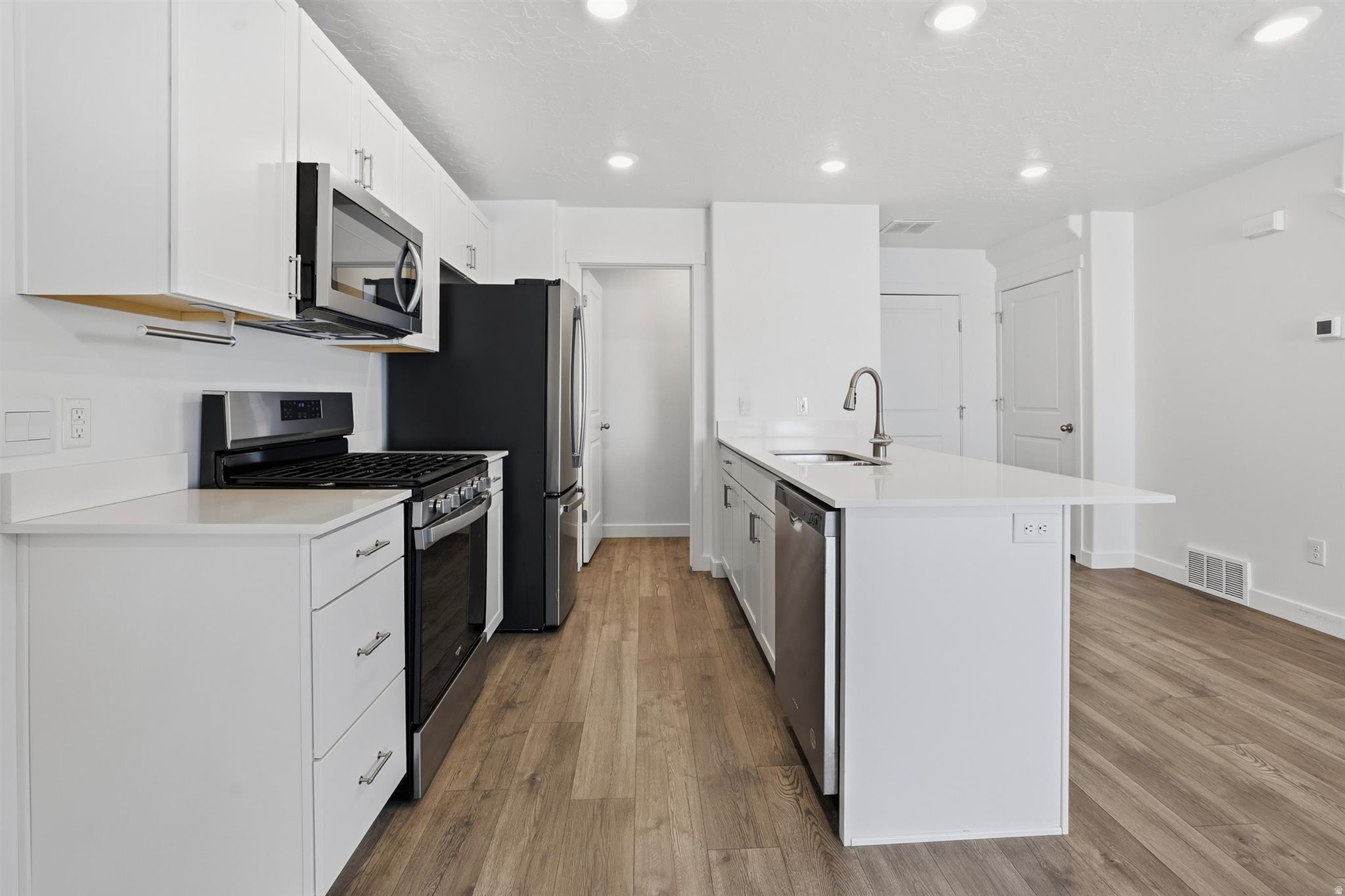 COLD SPRING RANCH - Residential