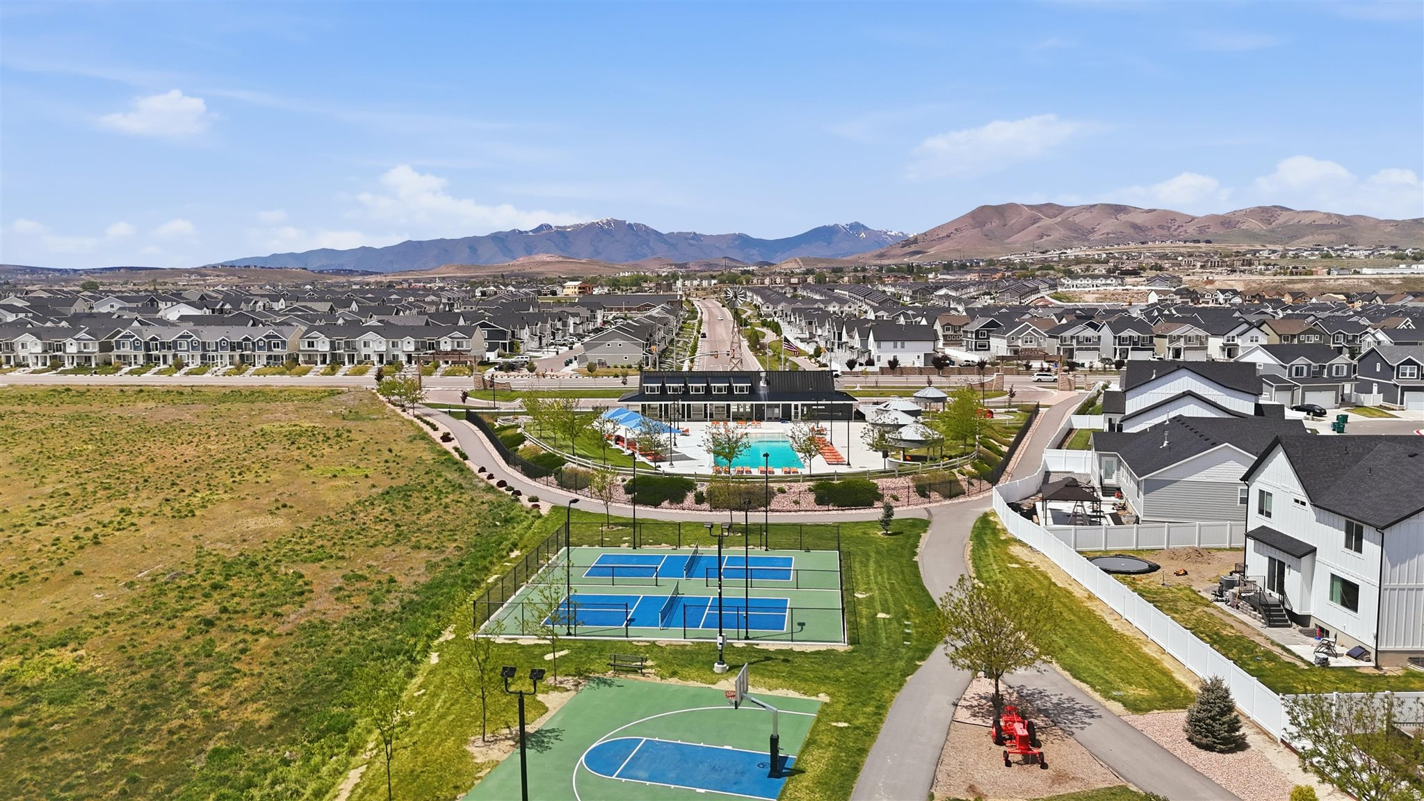 COLD SPRING RANCH - Residential