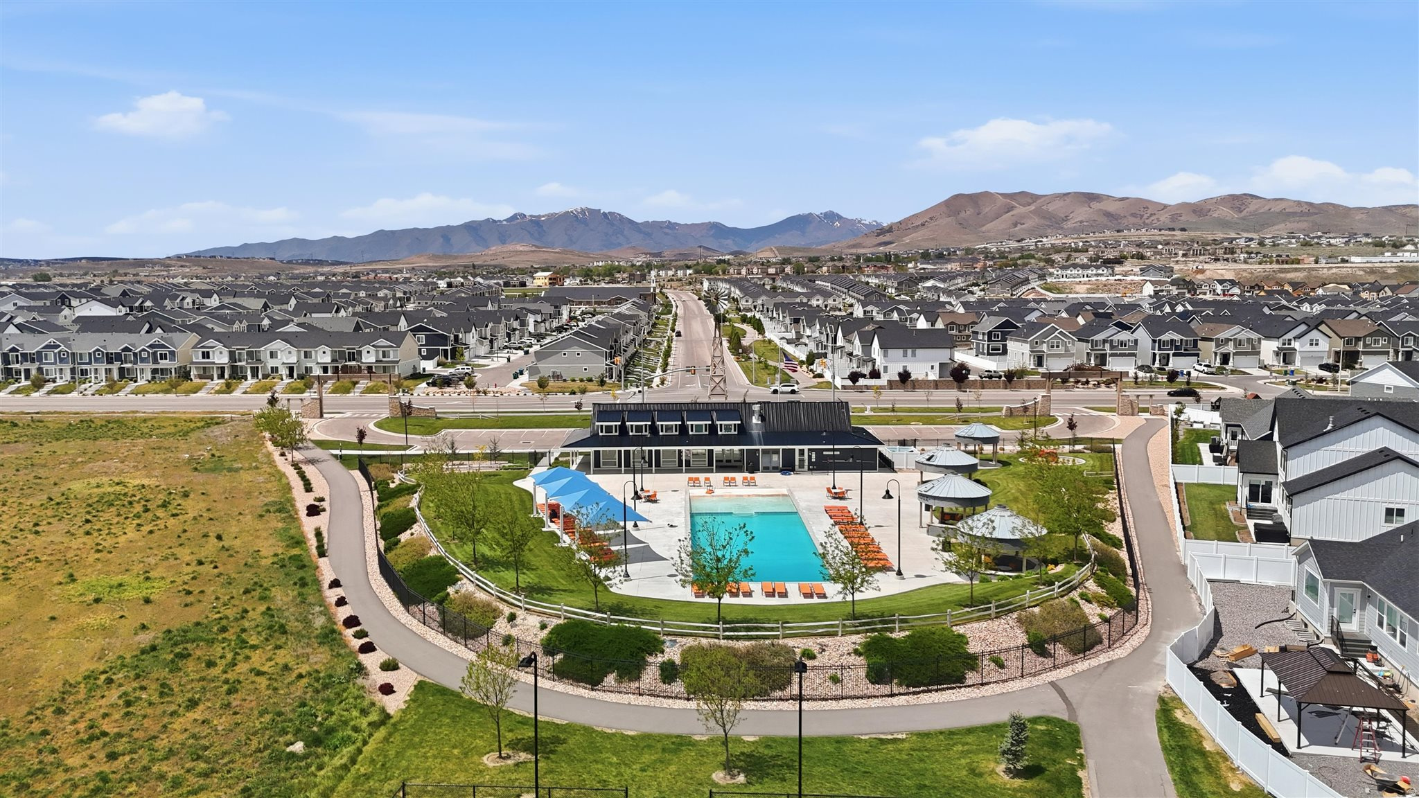 COLD SPRING RANCH - Residential