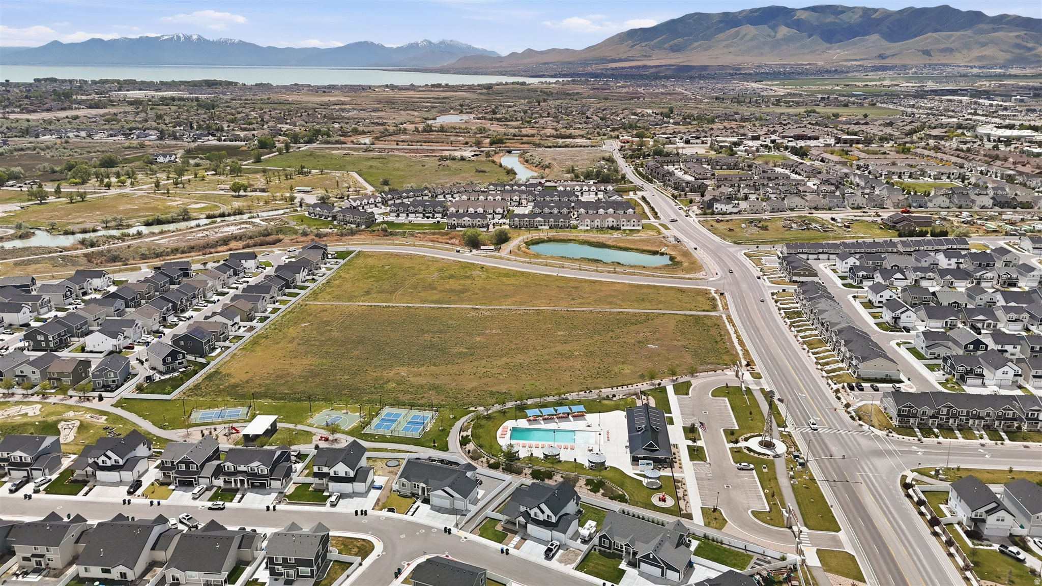 COLD SPRING RANCH - Residential