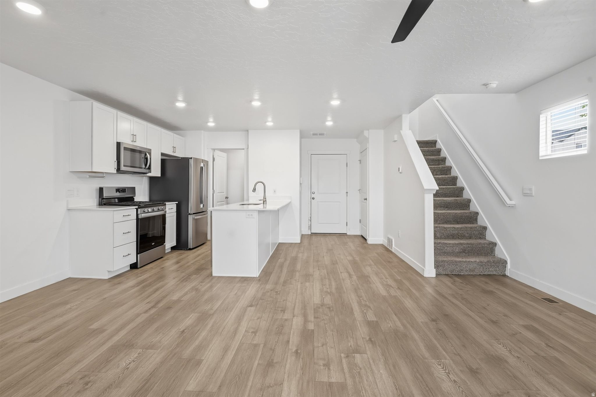 COLD SPRING RANCH - Residential