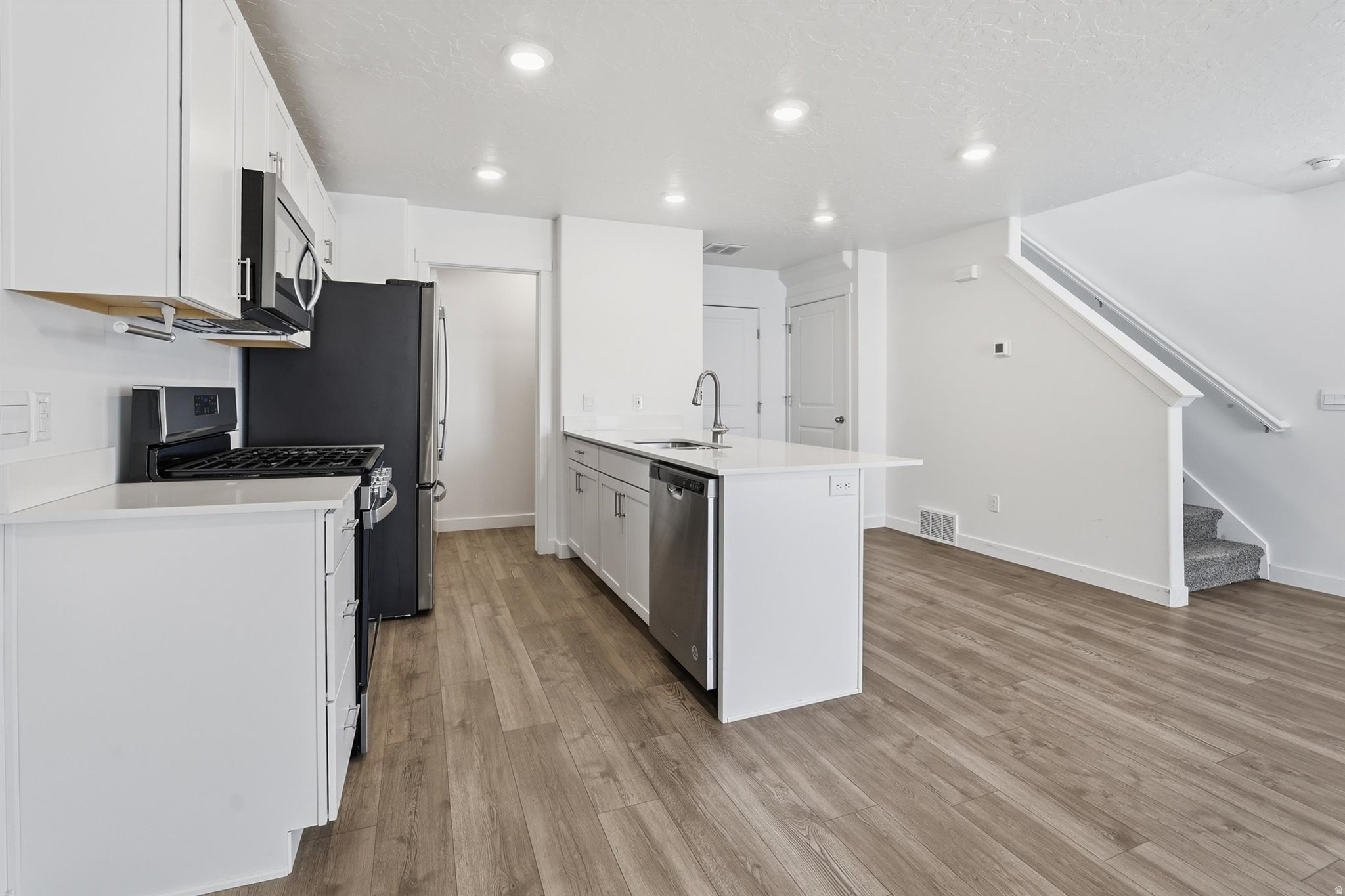 COLD SPRING RANCH - Residential