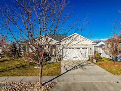 Tiny photo for 578 W SKY HAWK WAY, Elk Ridge, UT 84651 (MLS # 2126830)