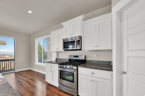 Tiny photo for 578 W SKY HAWK WAY, Elk Ridge, UT 84651 (MLS # 2126830)