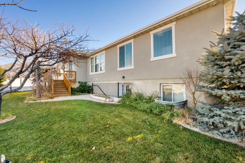 Tiny photo for 578 W SKY HAWK WAY, Elk Ridge, UT 84651 (MLS # 2126830)
