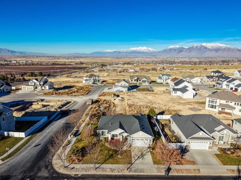 Tiny photo for 578 W SKY HAWK WAY, Elk Ridge, UT 84651 (MLS # 2126830)