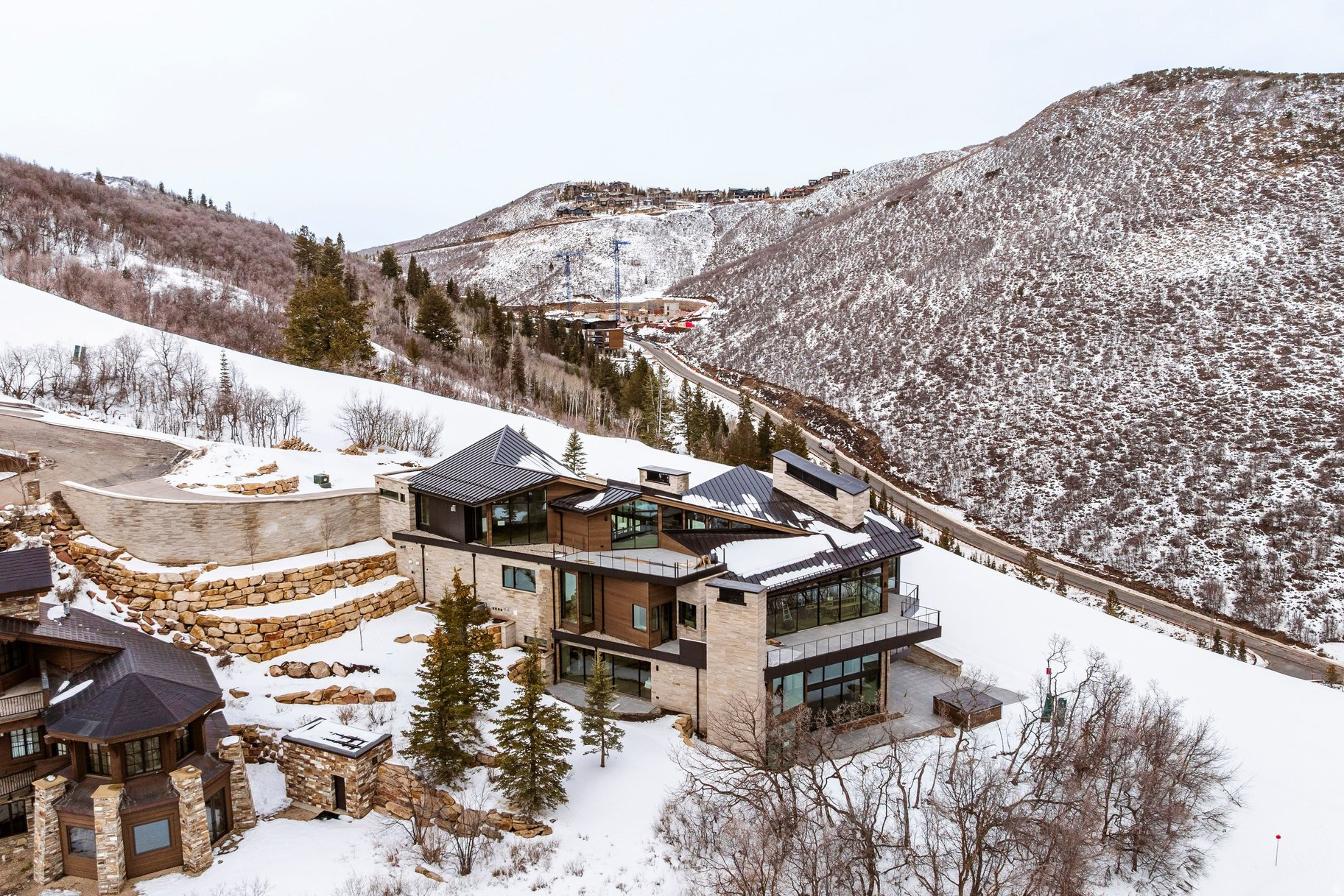 DEER CREST ESTATES - Residential