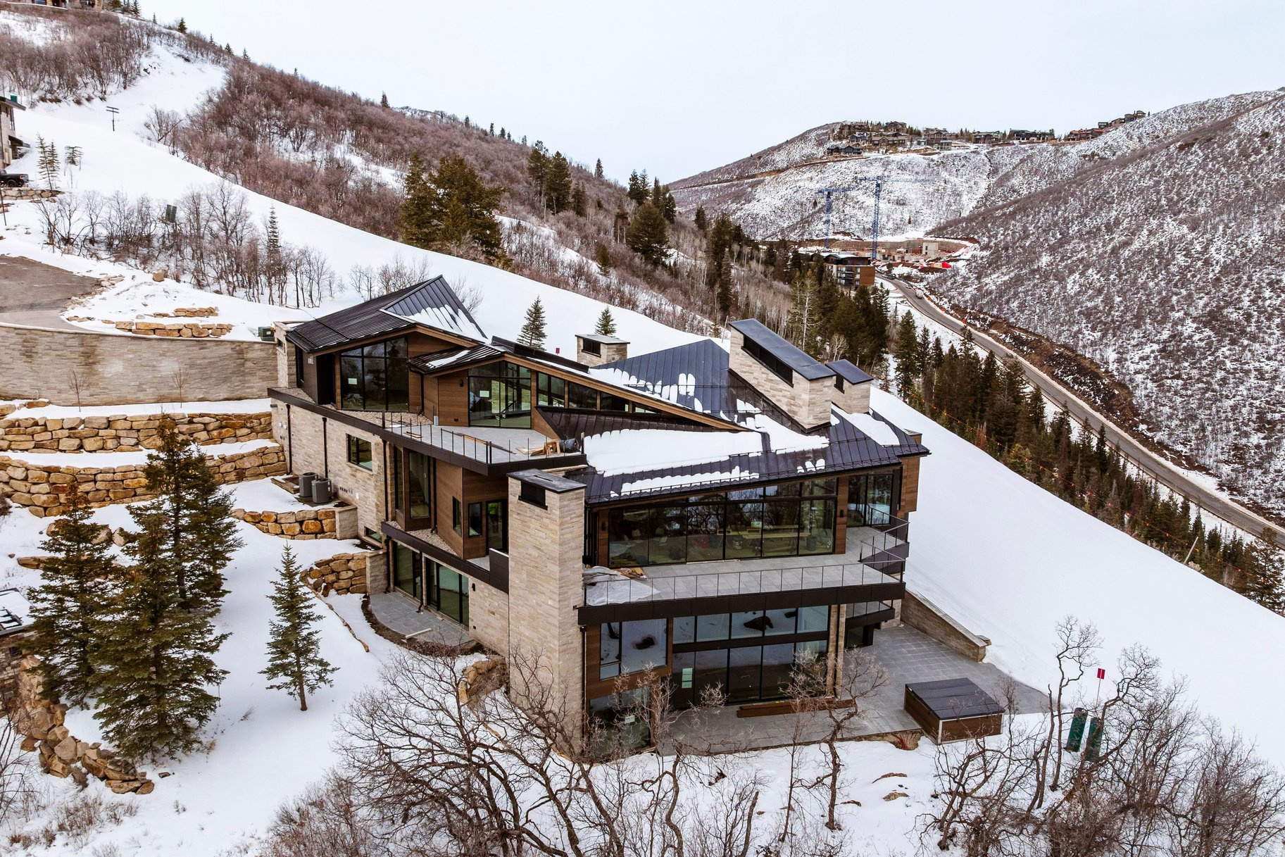 DEER CREST ESTATES - Residential