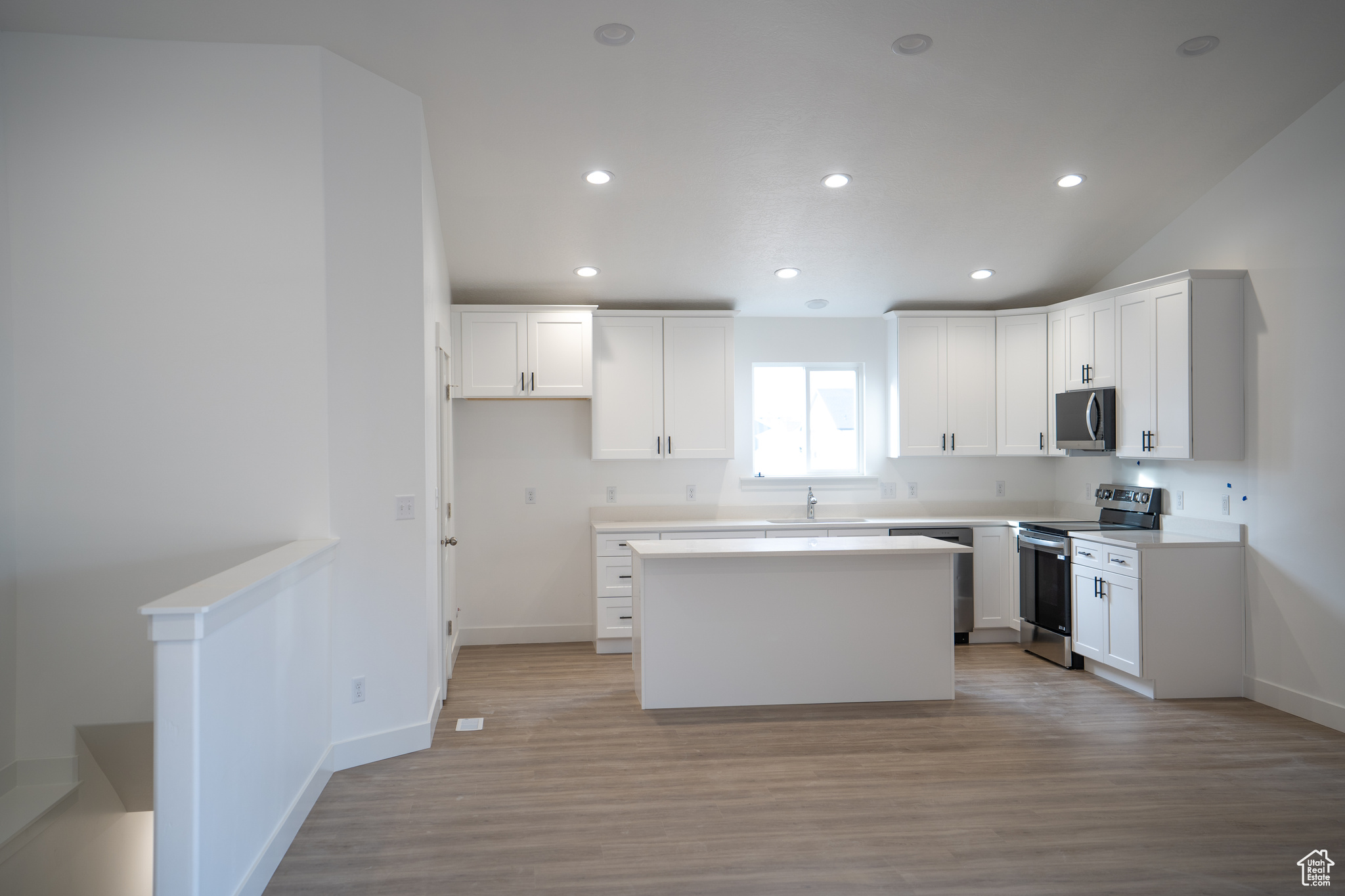 EAGLE POINT - Residential