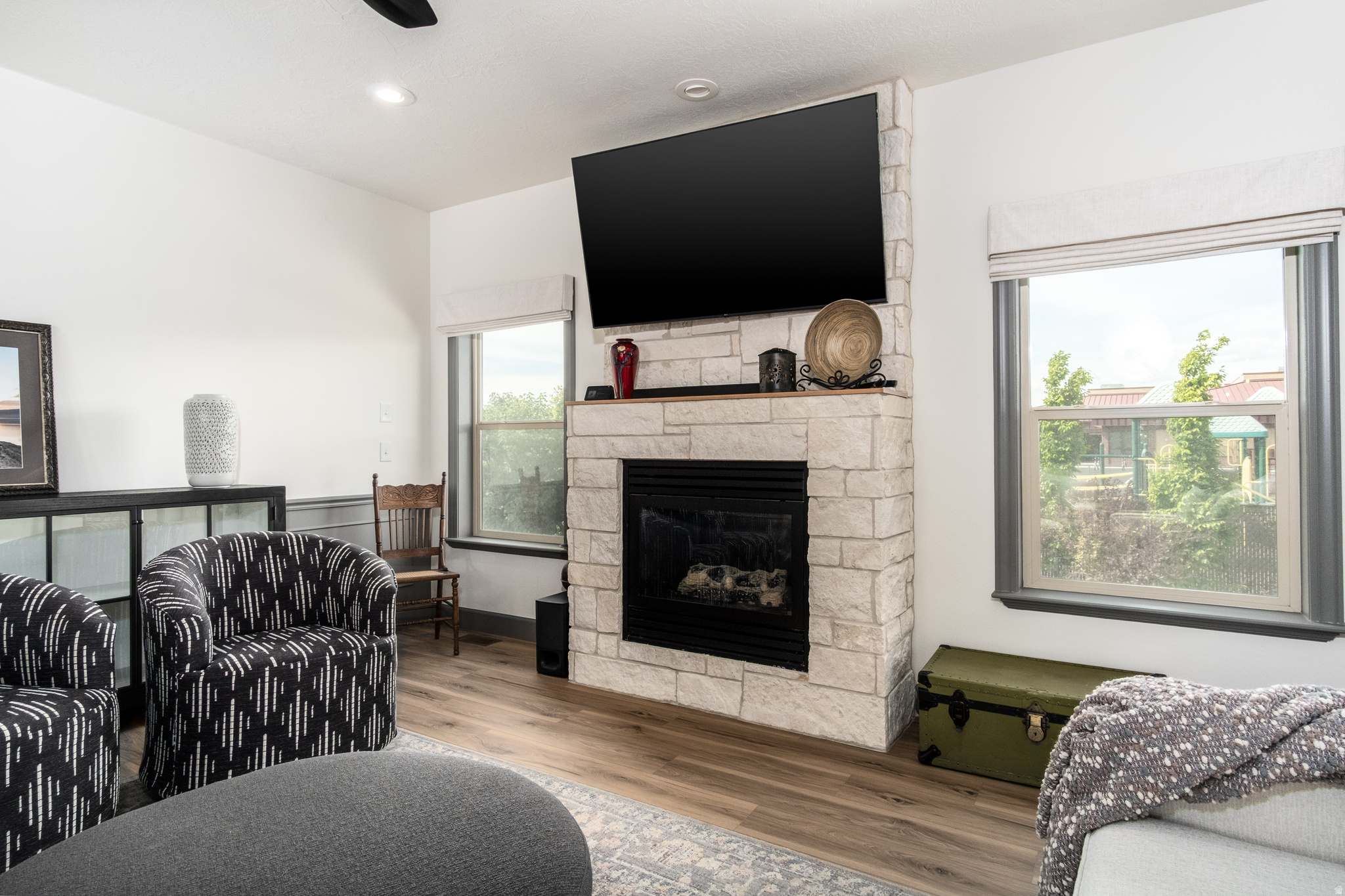 COYOTE COVE - Residential