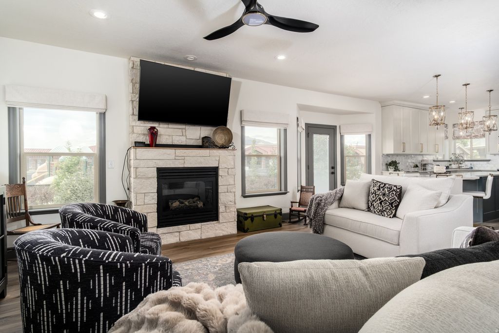 Photo of 1517 E 1410 S, Spanish Fork, UT 84660 (MLS # 2156598)