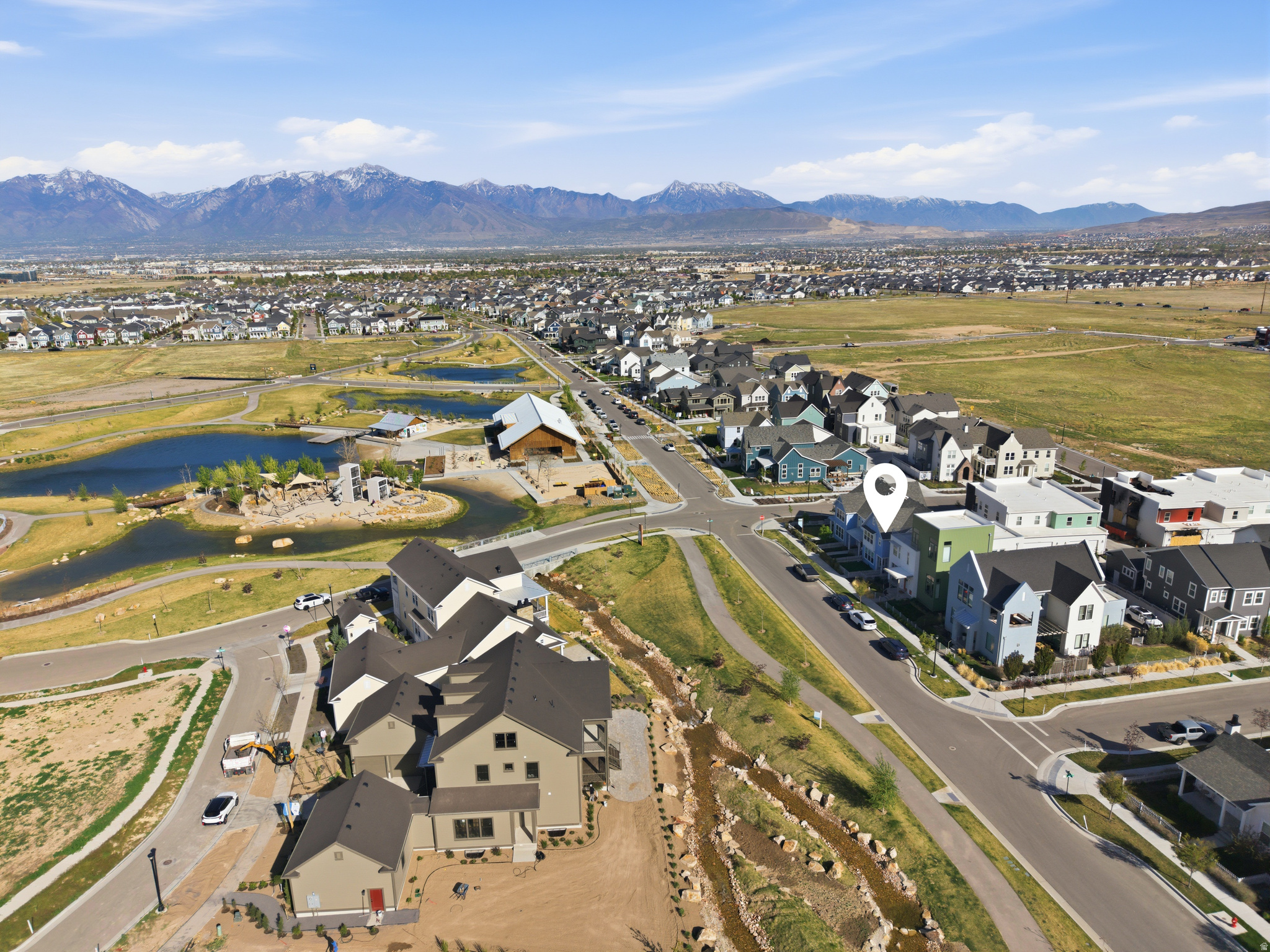 DAYBREAK - Residential