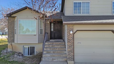 Tiny photo for 2842 N 920 E, North Logan, UT 84341 (MLS # 2145064)