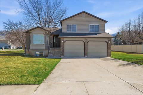 Tiny photo for 2842 N 920 E, North Logan, UT 84341 (MLS # 2145064)