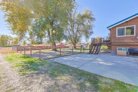 Tiny photo for 544 E 11900 S, Draper, UT 84020 (MLS # 2120703)