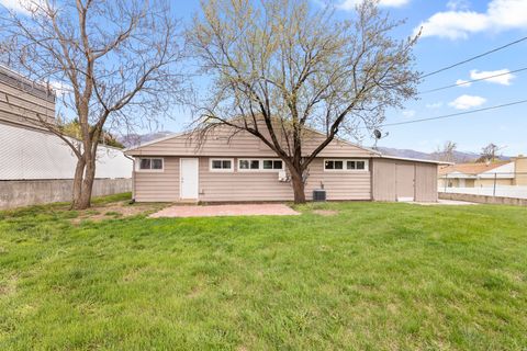 Tiny photo for 831 N VALERIA DR, Layton, UT 84041 (MLS # 2147654)