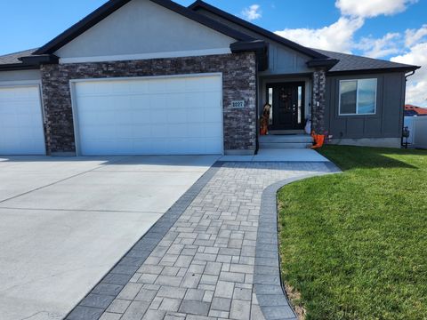 Homes For Sale - 1227 N 300<br/> Tooele, UT 84074